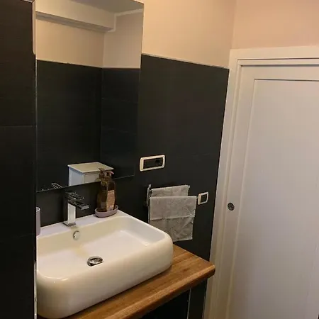 Guest house Double With External Private Bathroom *