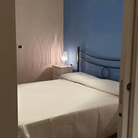 Double With External Private Bathroom